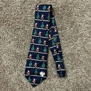 American Tradition Men’s Christmas Santa Themed Novelty Tie 100% Silk‎